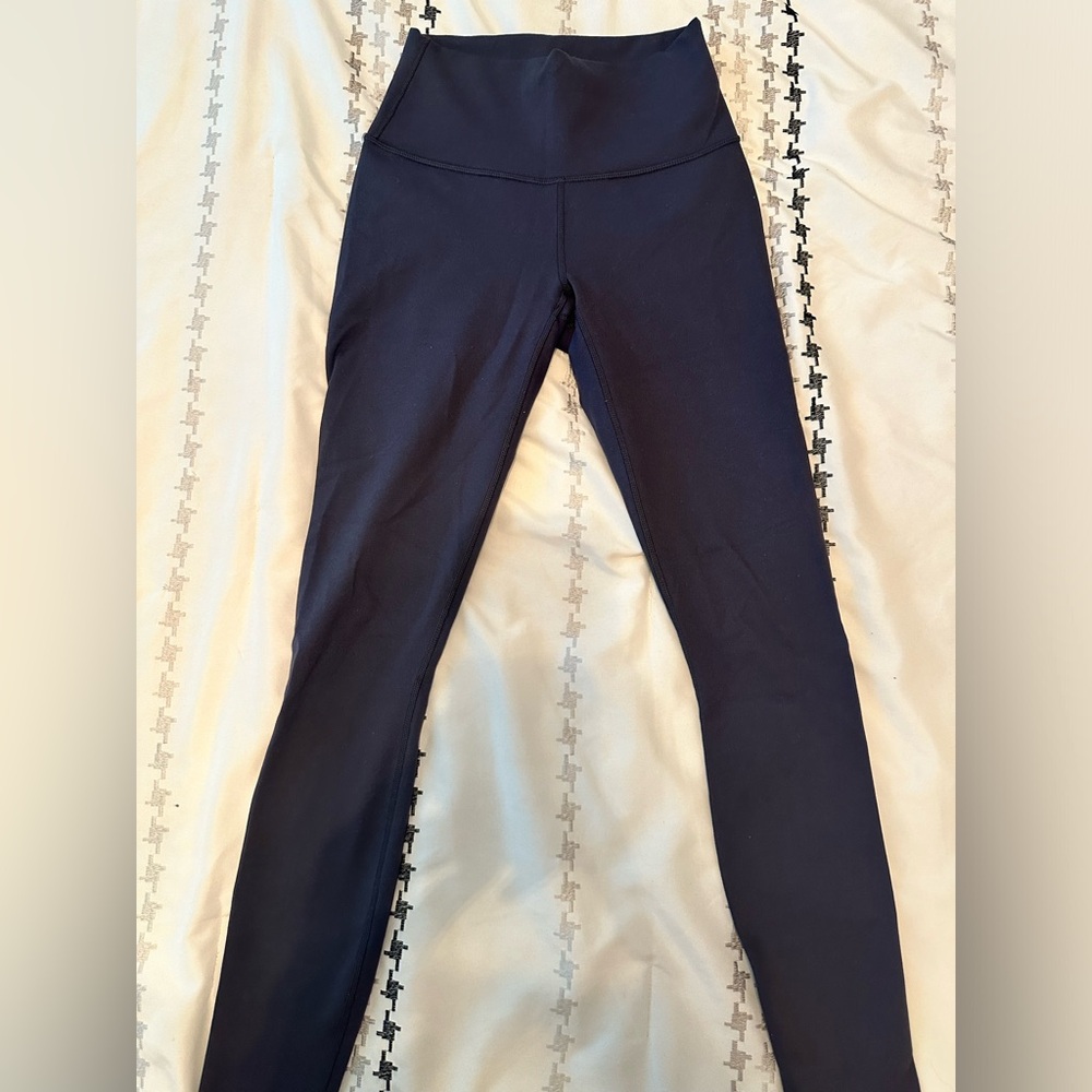 women’s powerhold fabletics leggings